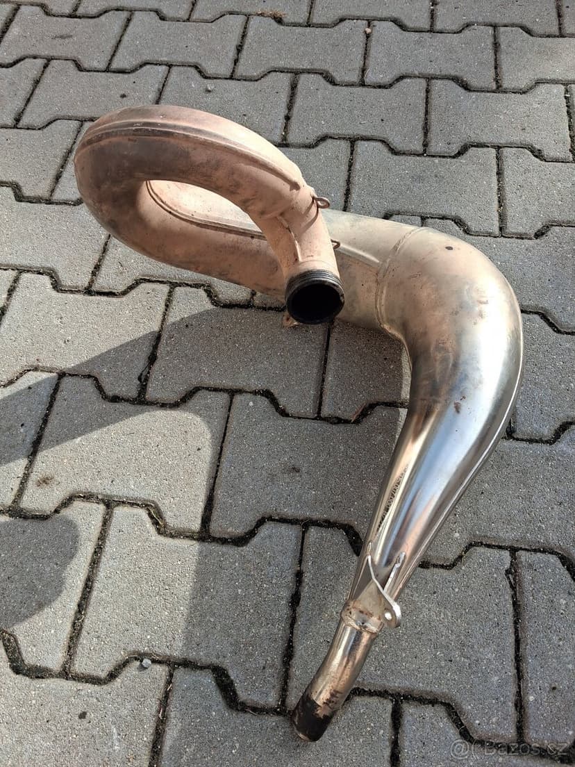 KOLENO VYFUKU KTM EXC