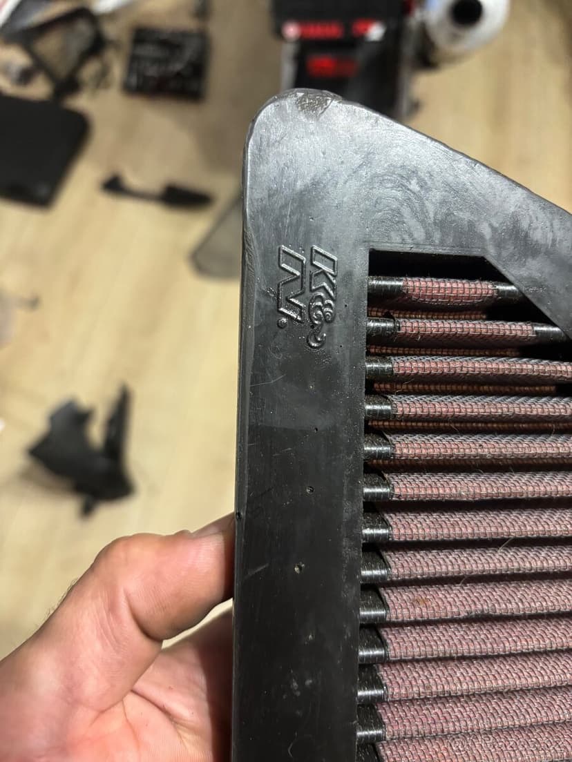 Sportovni vzduchovy filtr K&N na Yamaha R1 04-06 YA-1004