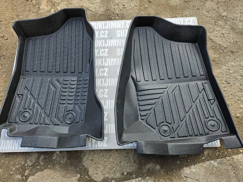 Suzuki Jimny , Samurai - gumové koberce, vaničky