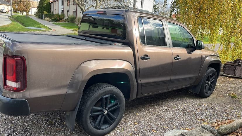 Amarok hardtop roleta výměna