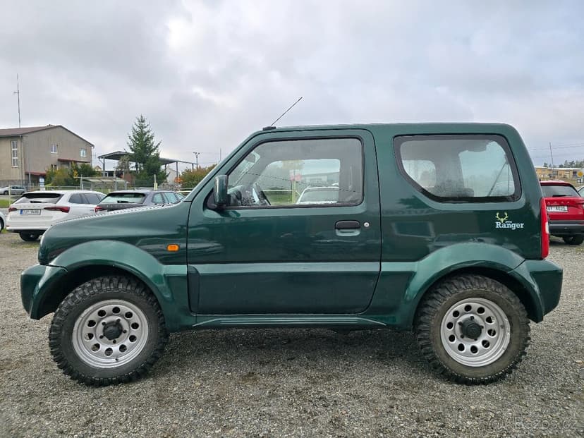 Suzuki Jimny 1.3 62 KW 4x4 tažné,nové pneu