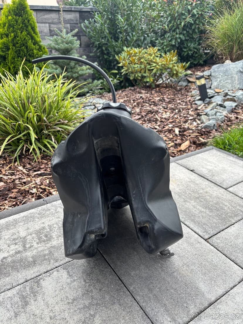 Nádrž KTM exc 2008-2011