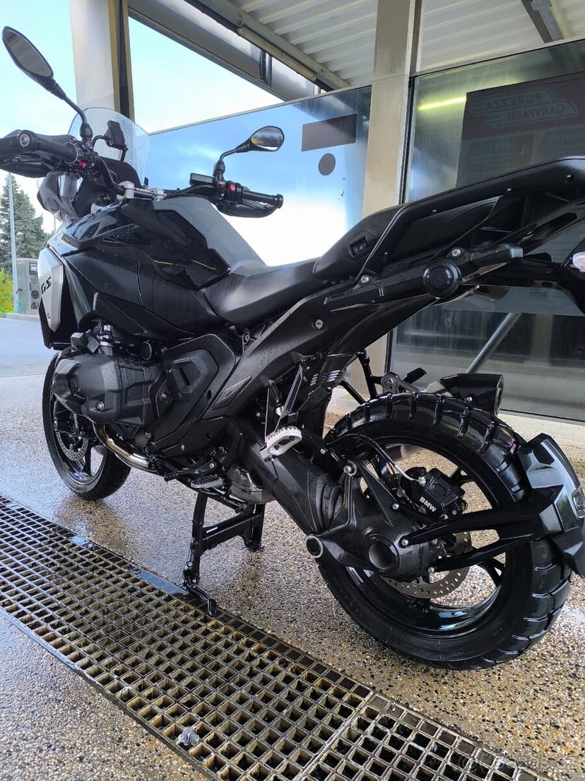 BMW R 1300 GS,  NOVE NAJEZD 500Km