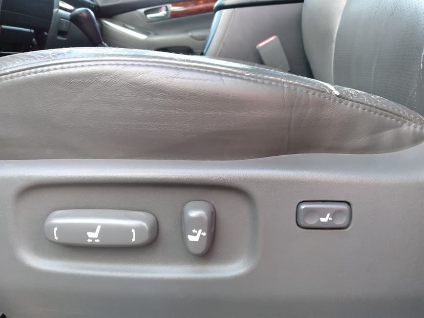 TOYOTA LAND CRUISER 120 D-4D ČR,KŮŽE,AT