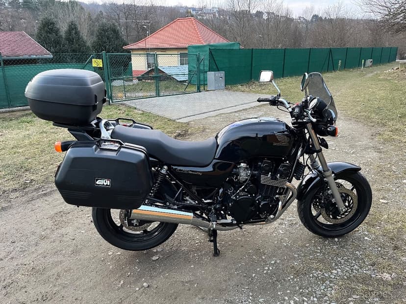 Honda CB 750 SevenFifty 53 kw