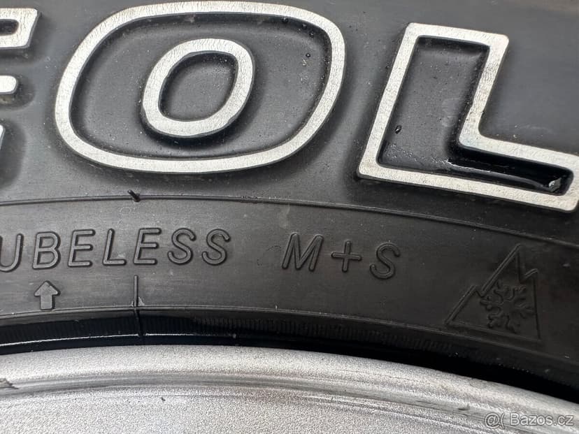 Komplet sada alu + pneu Ford f-150 6x135 R17 pneu 265 70 17