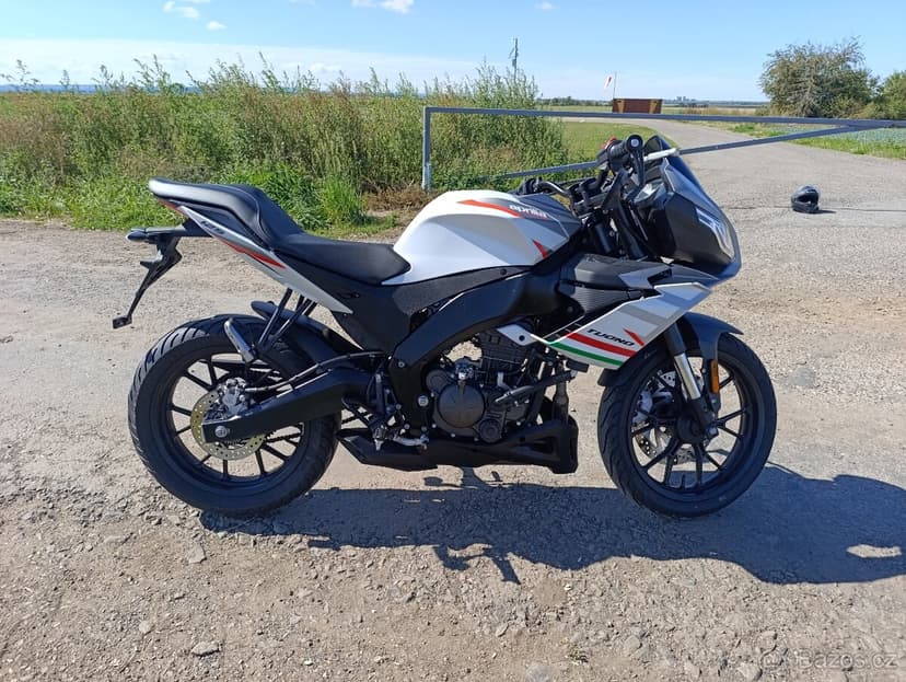 Aprilia Tuono 125