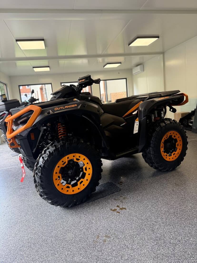 Canam outlander XTP 1000r 2025