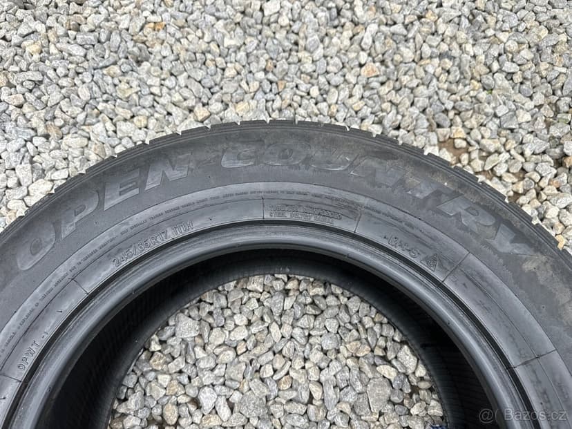 Toyo Open Country 245/65 R17