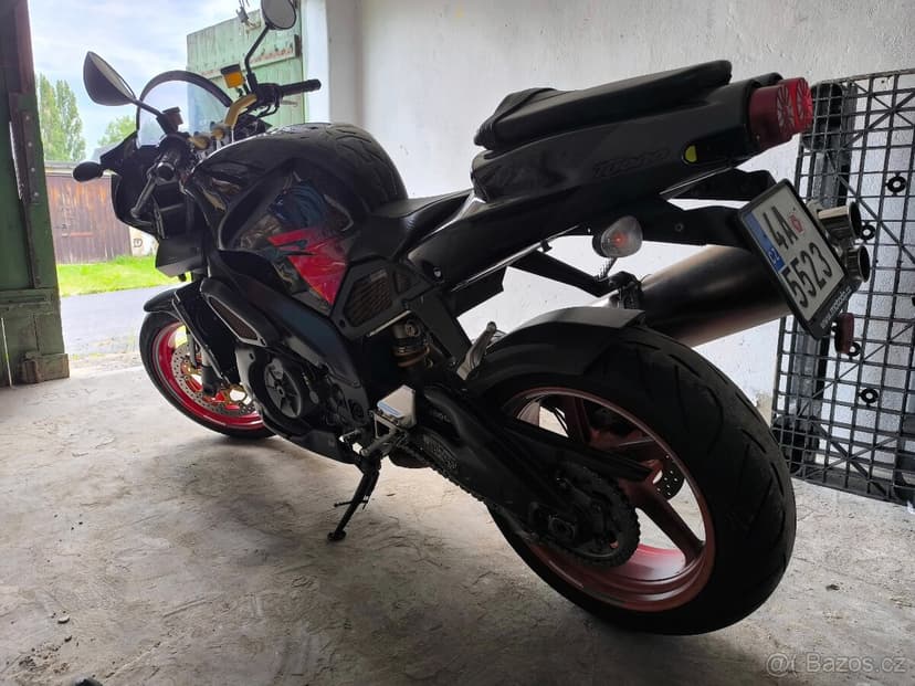 Aprilia Tuono 1000R, I.gen.