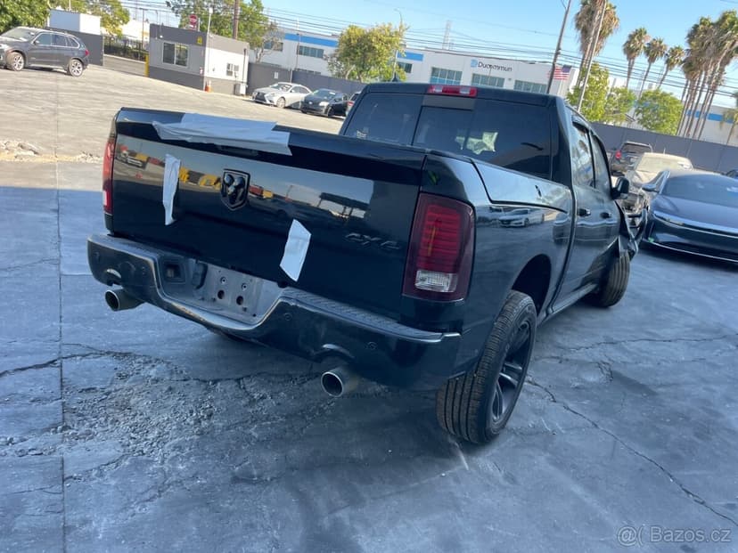 Dodge RAM 1500 5.7 4x4 Sport 2014
