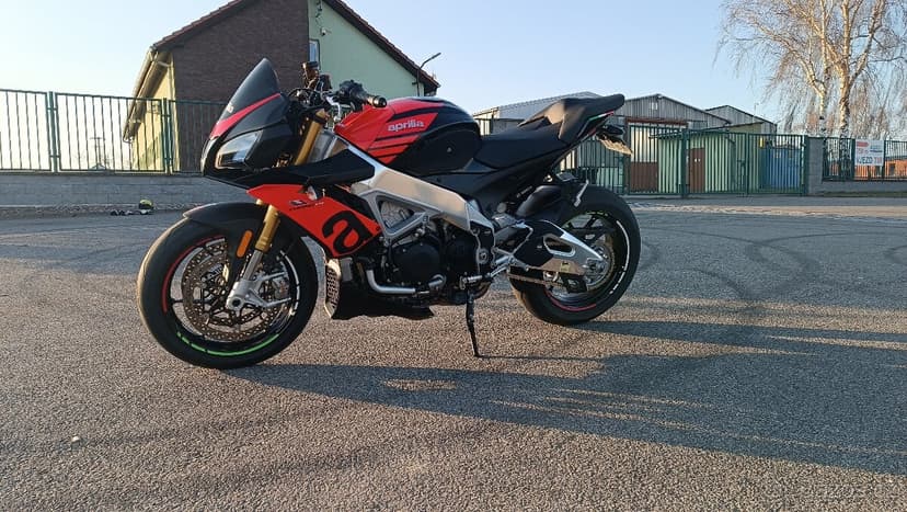 Aprilia Tuono V4 1100 RR 2019