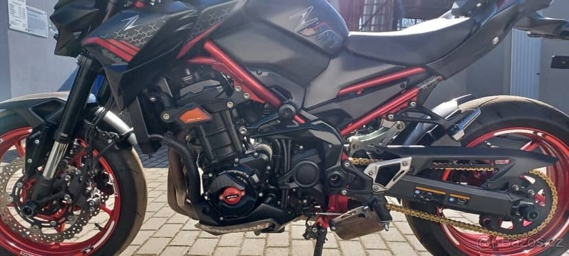 Kawasaki Z900 92,2kw 2021