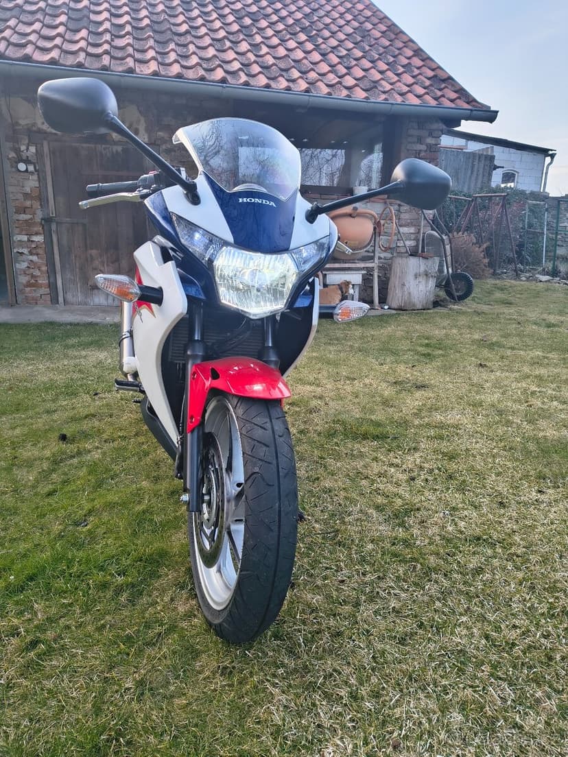 Honda CBR250R - ABS
