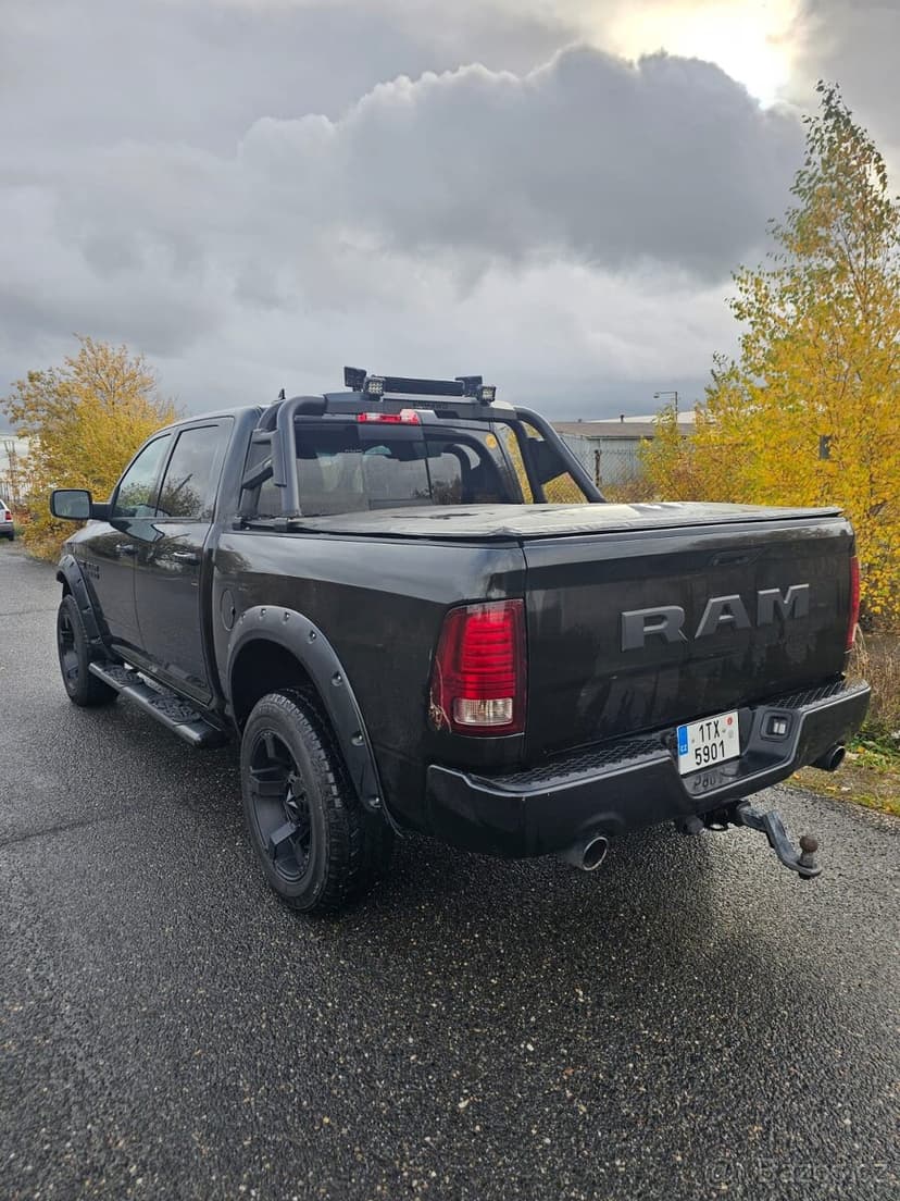 DODGE RAM 1500 5,7 Sport