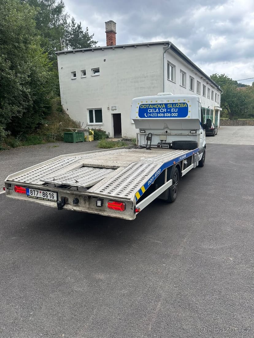 Mercedes Sprinter- odtahový speciál 3,5 T. Skupina B