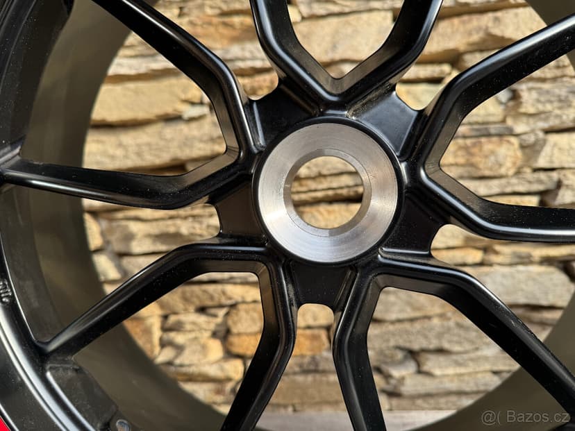 Ráfek Ducati Monster 1100 EVO nový