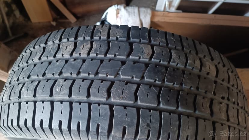 Kola na Nissan Patrol