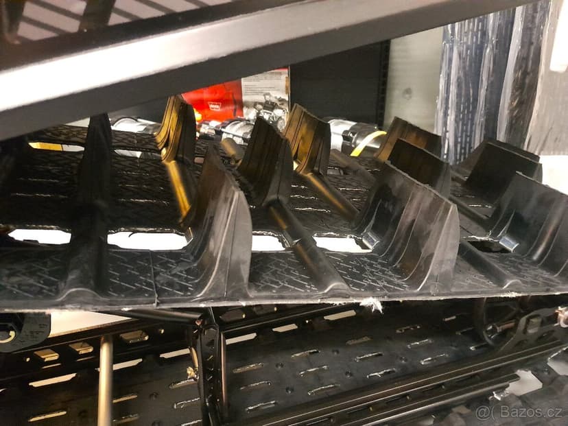 Ski-Doo Summit X 165¨ 850 Turbo R E-tec Shot