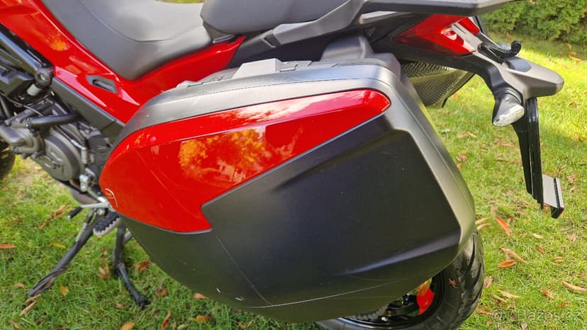 Ducati Multistrada V2s (7/2022) za 277.000,- Kč