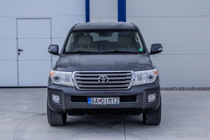Toyota Land Cruiser V8 4.5 I D-4D Lux