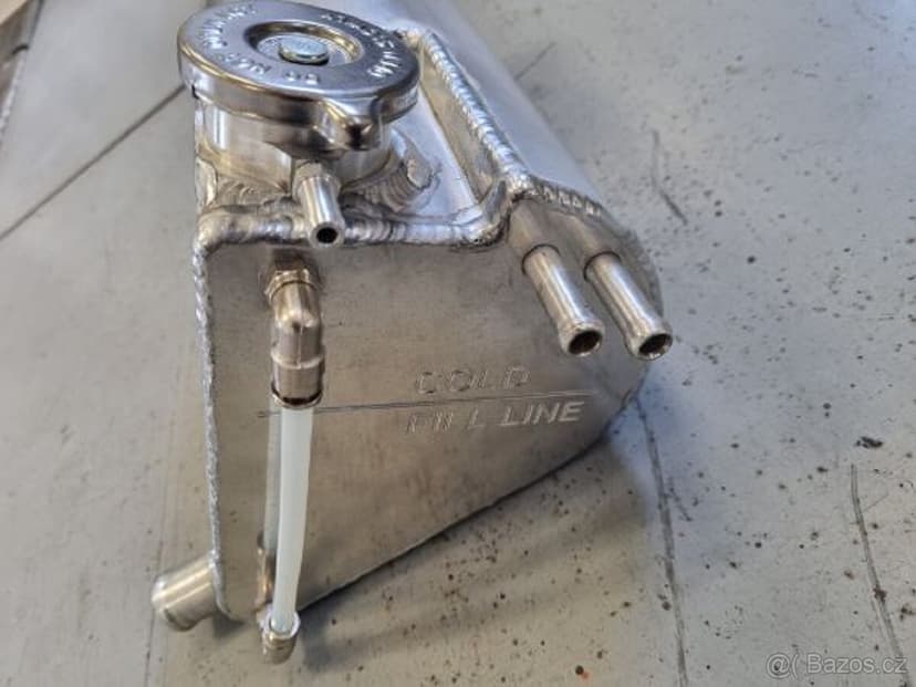 HMMWV, HUMVEE, HUMMER H1 expanzní nádržka