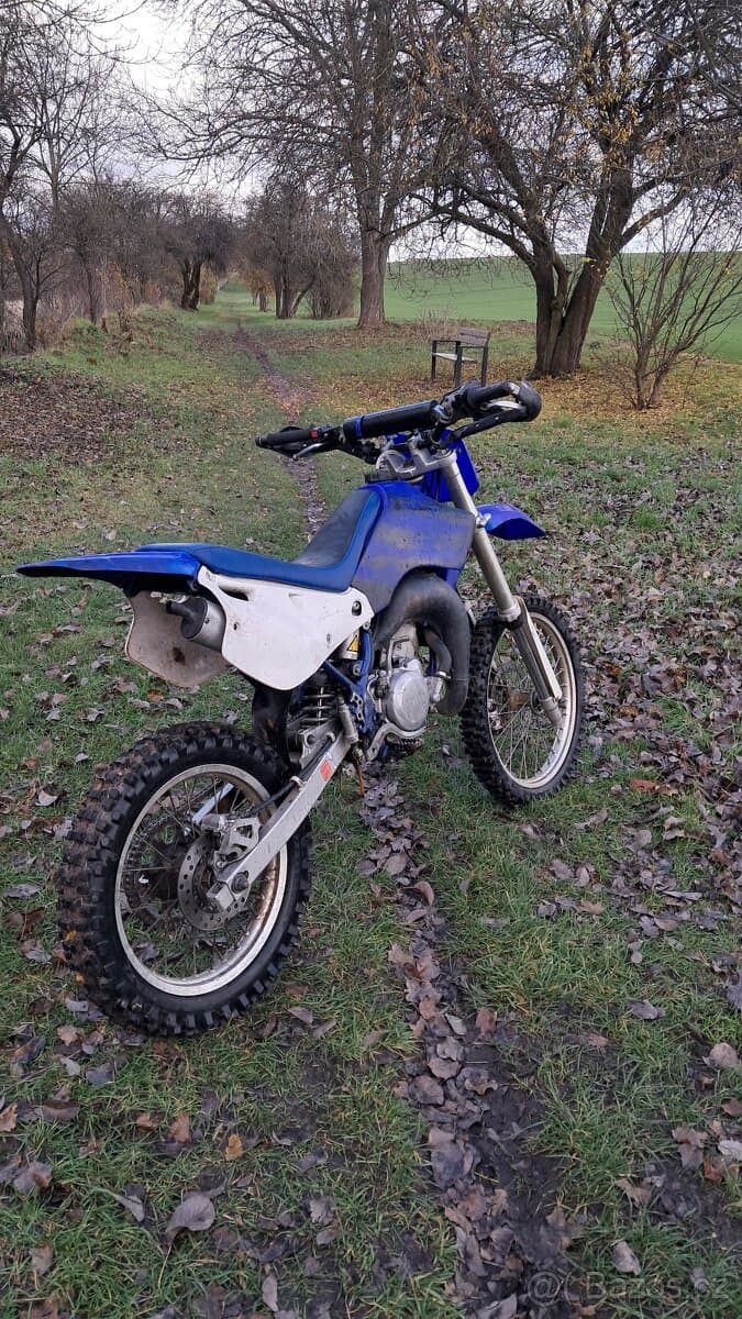 Yamaha YZ 80,  kola 19/16"