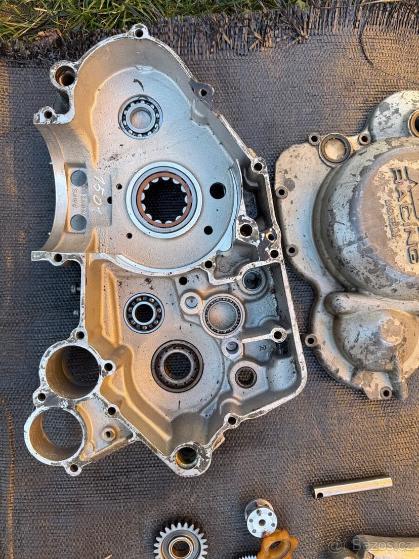 Ktm exc 450 náhradní dily- motor