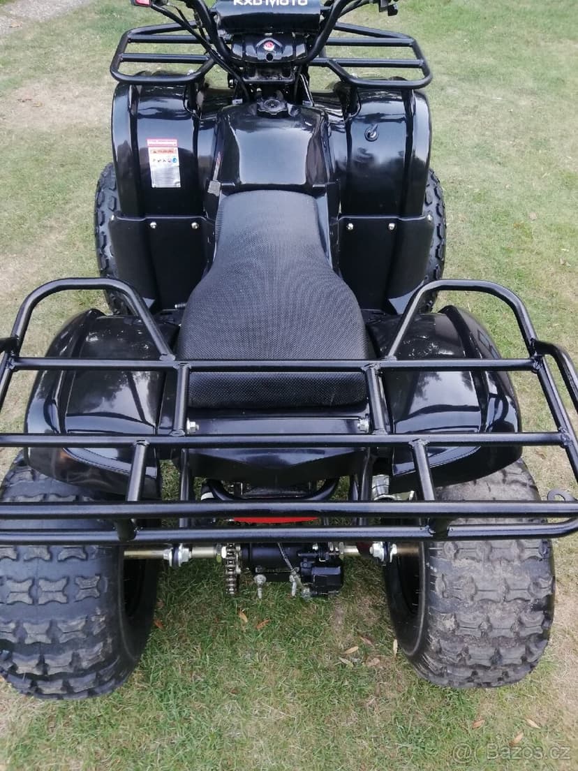 Dětská čtyřkolka