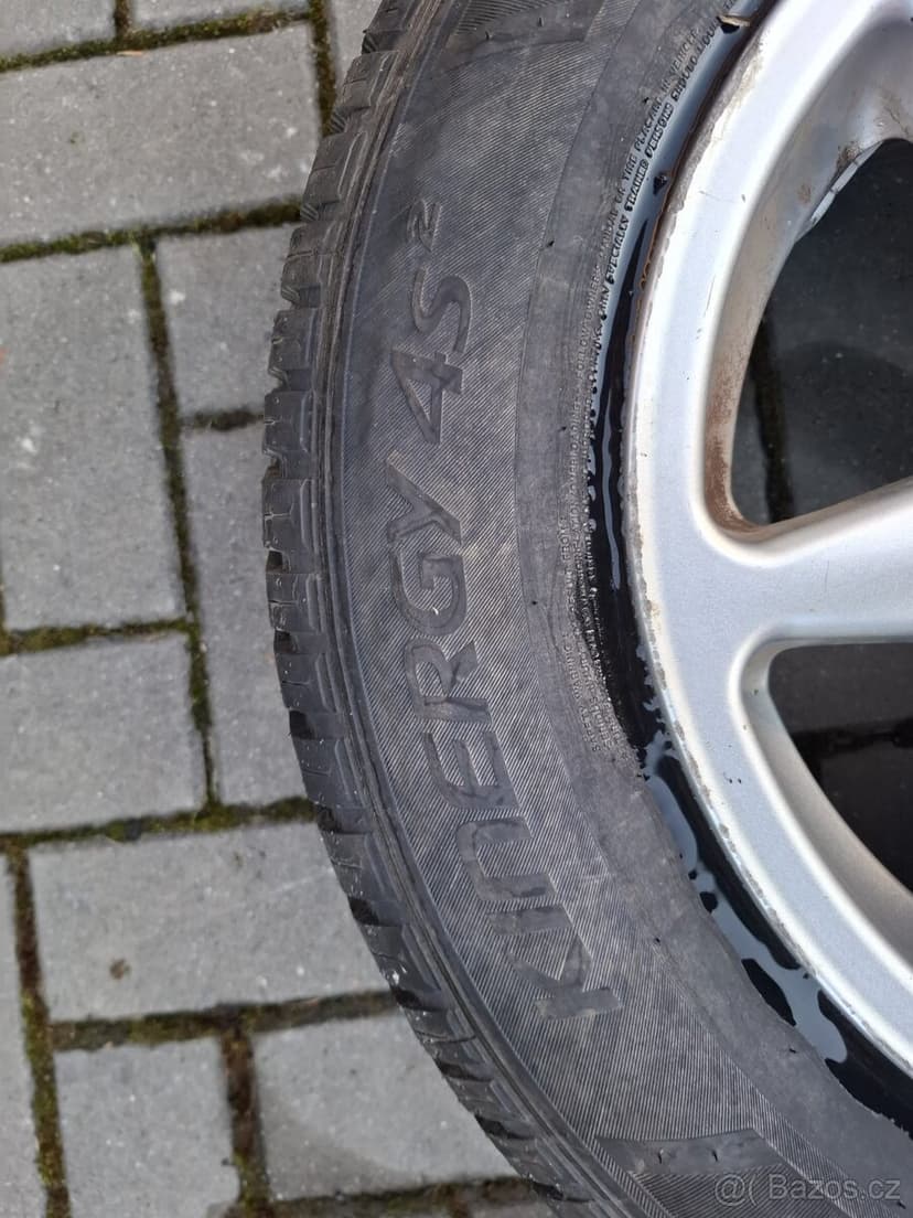 Celoroční Hankook 195/65 R15 Kinergy 45 + disky 7Jx15H2