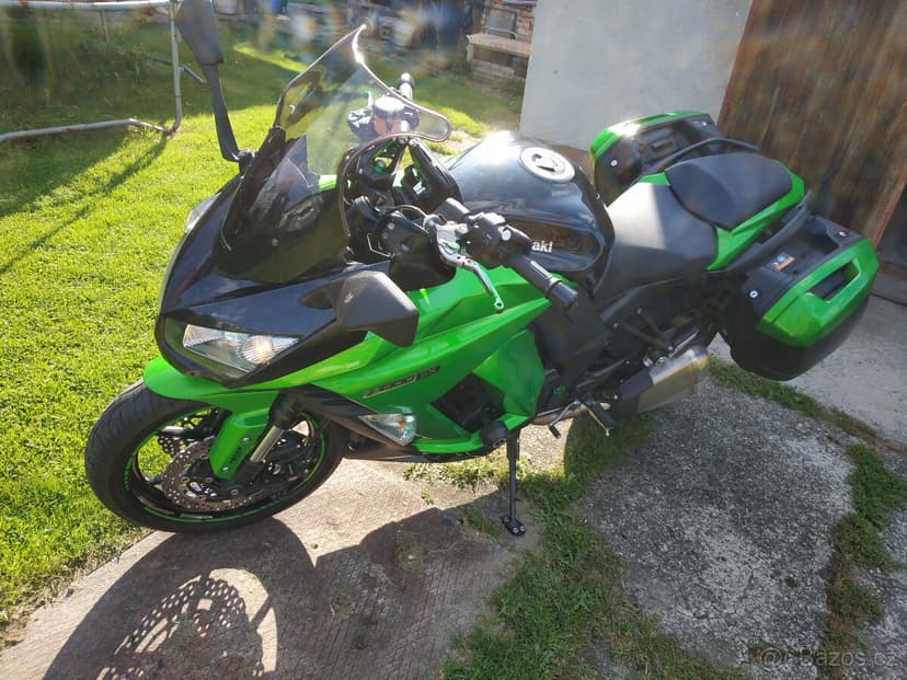 Prodám Kawasaki Z1000SX 2015 naj.11 257km