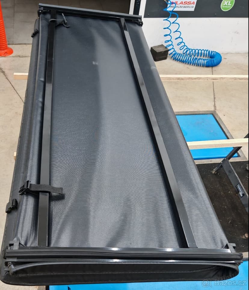 Ram 1500 Longbed 6,4ftp skládací kryt