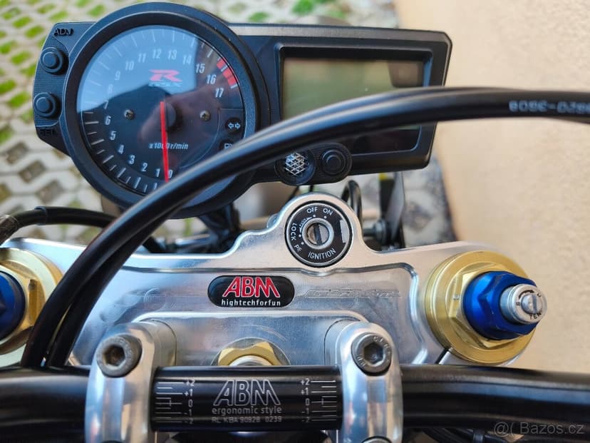 Suzuki gsxr 600 K5 Street.