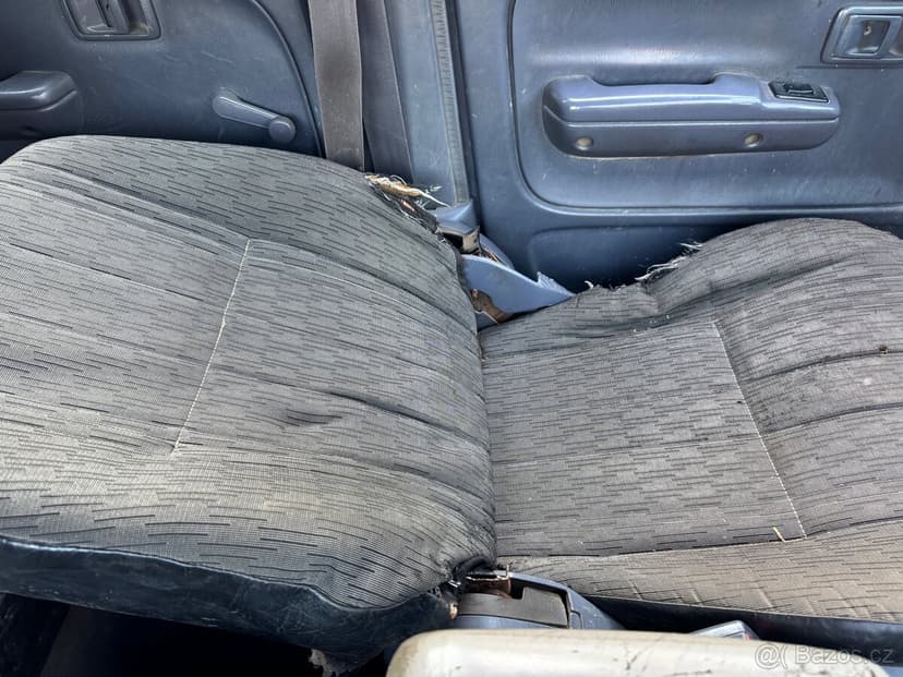 Toyota hilux 2.4 td 66kw