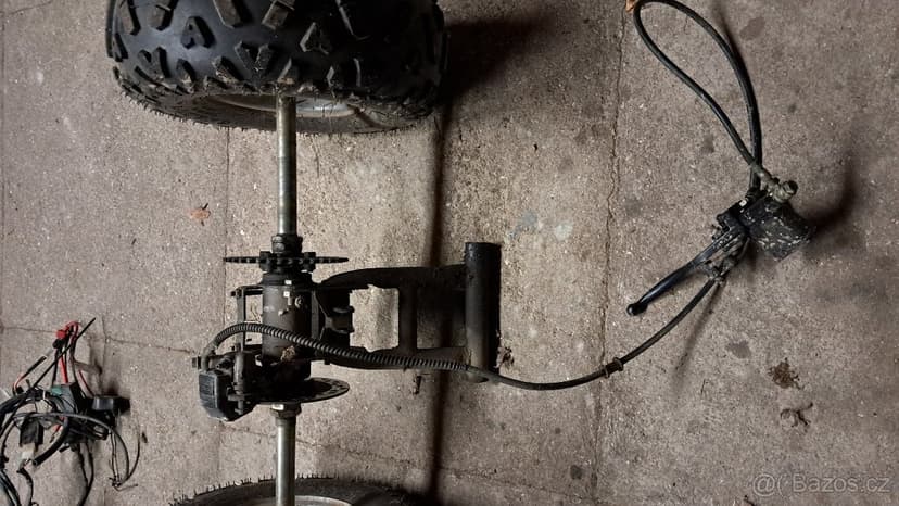 Náhradní díly z dětské čtyřkolky 125 cc