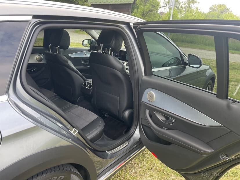 Mercedes-Benz Třídy E, 2,0 220d 4MATIC All-Terrain 9G