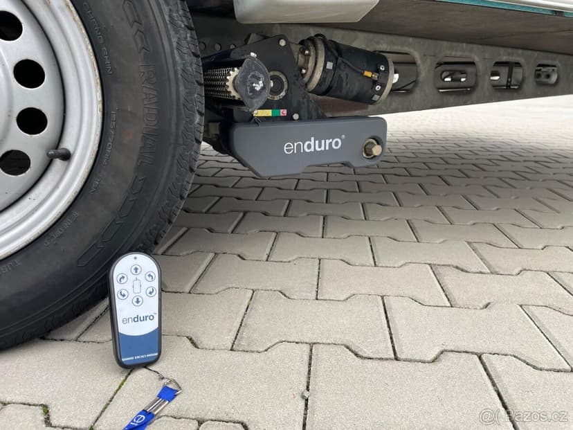 Eifelland Holiday 450, 4 osoby, stan, EL.POJEZD ENDURO