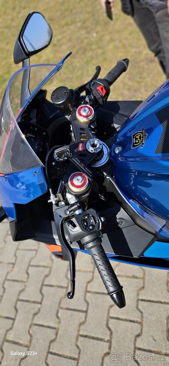 APRILIA RSV4 1100RR 2025 220ps NOVÝ MODEL