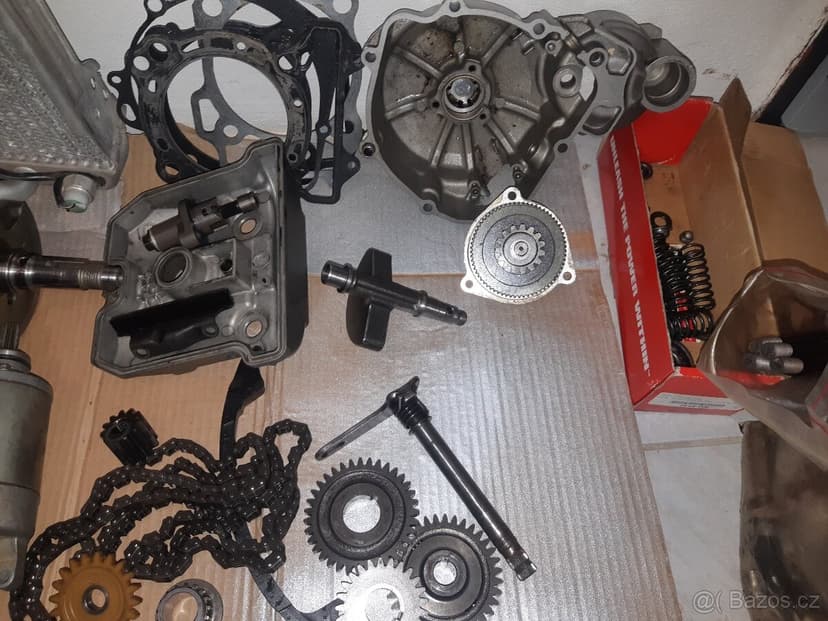 díly motoru Suzuki DRZ400S-SN