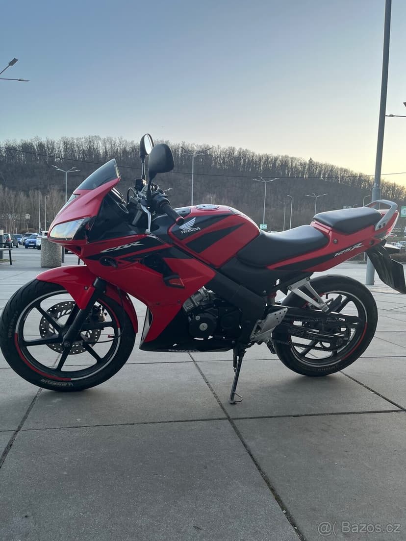 Honda cbr 125r 2007