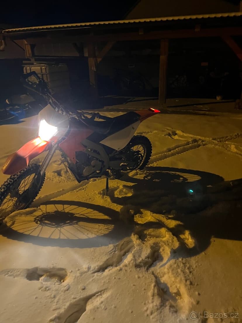 Xmoto 250
