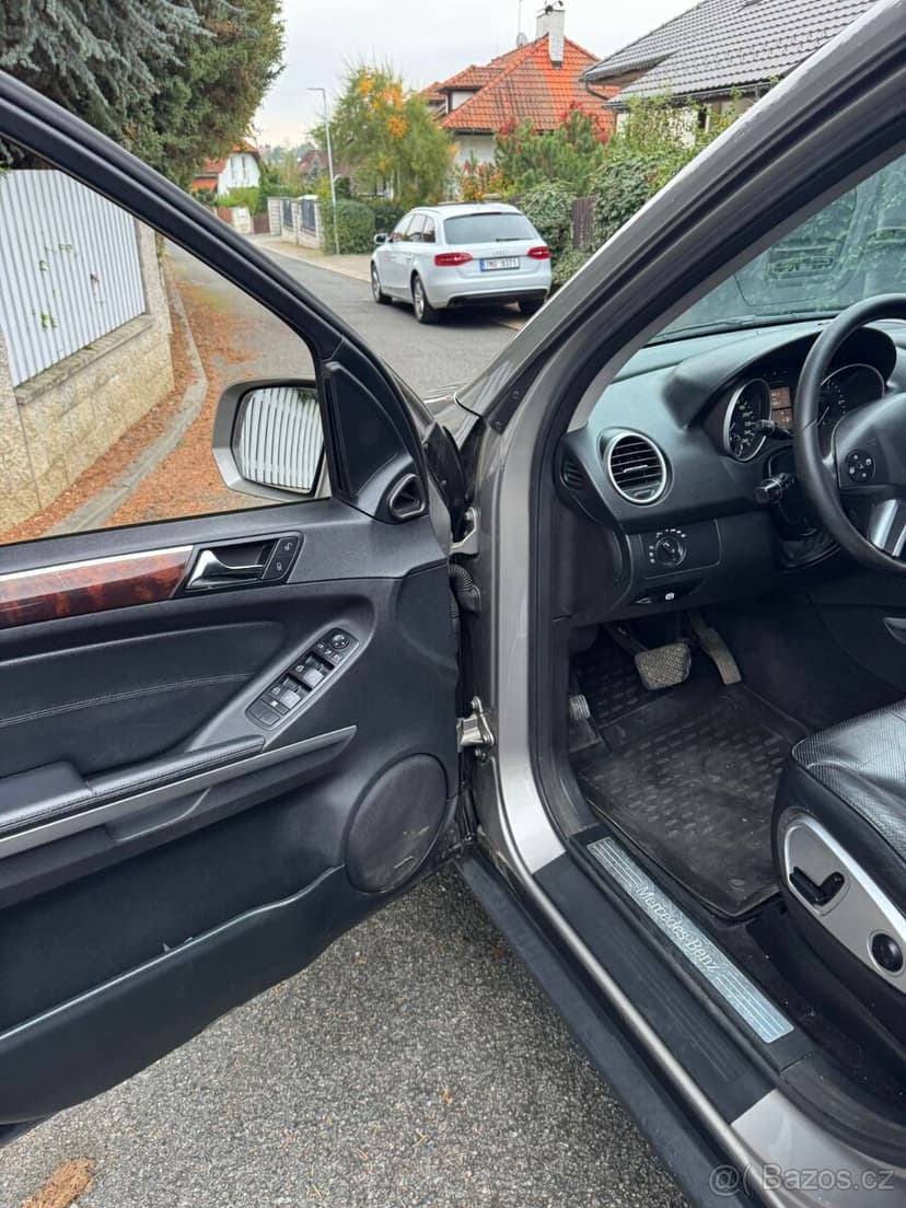 Mercedes-Benz ML 350 CDI AMG SportPaket-splátky bez registru