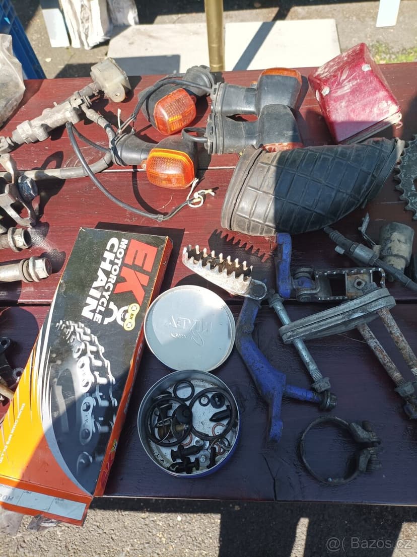 Díly na Kawasaki KLX 650