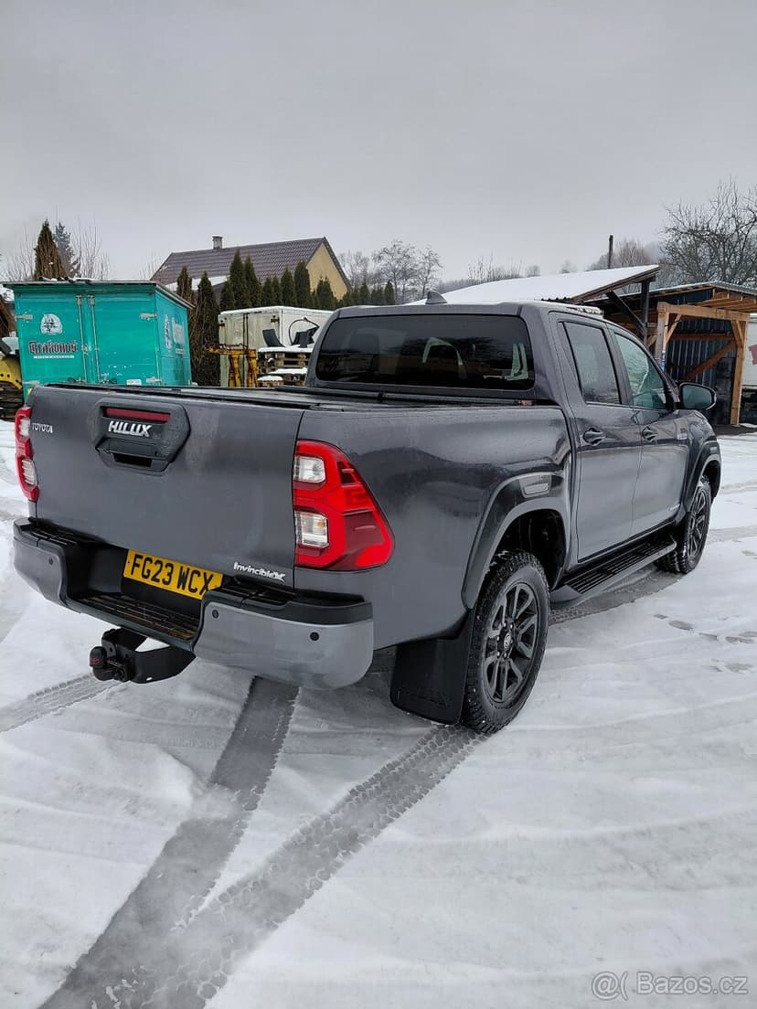Toyota Hilux 2,8D, r.v. 2023, Anglická verze