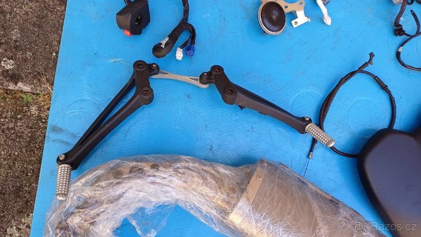 Yamaha R1 Big Bang 2010 -2014 ~ DÍLY