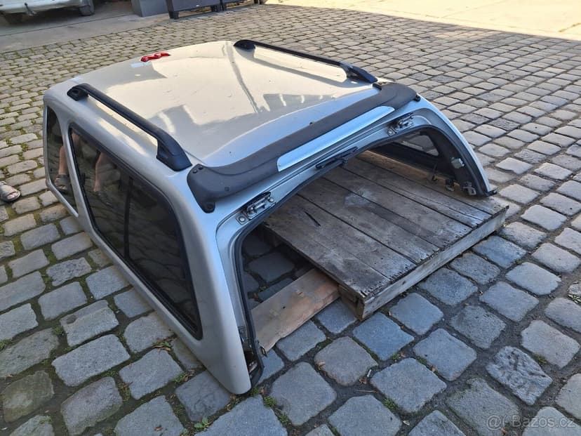 Nissan Navara D40 KING-CAB, hard-top.