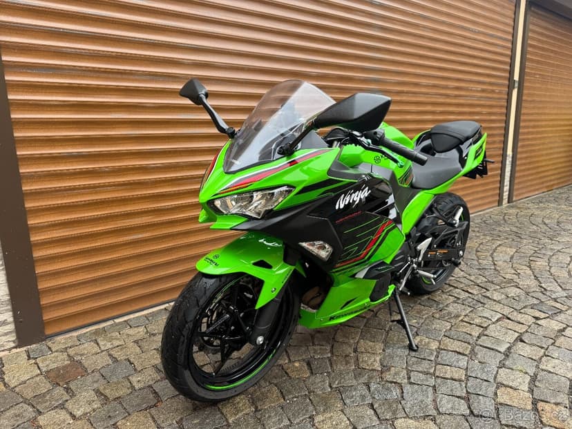 Kawasaki Ninja 400