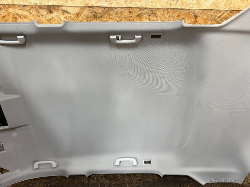 STROPNICE LAND ROVER DISCOVERY SPORT L550