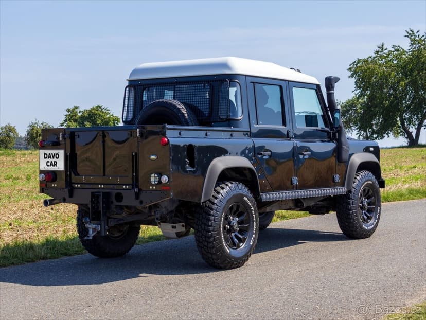 Land Rover Defender 2,2 TD Crew Cab Nový motor (2013)