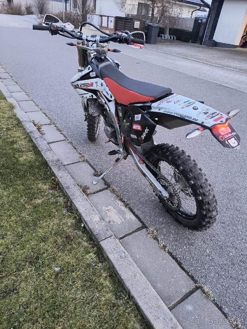 Enduro 250